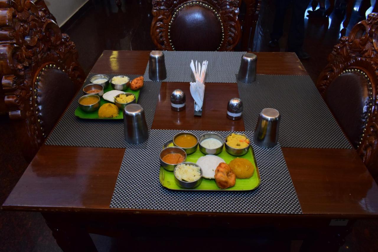 Hyders Park The Business Hotel Thanjavur Εξωτερικό φωτογραφία